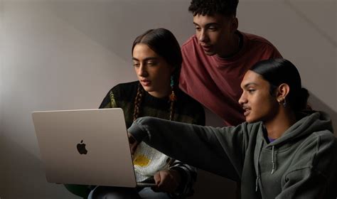 Apple представила 15-дюймовый MacBook Air на базе процессора M2 ...