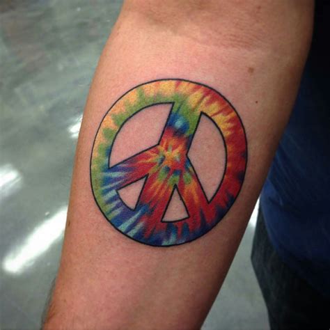 Pin By Walter Mark On Art Peace Sign Tattoos Peace Tattoos Hippie