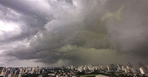 Alerta Em Sp Chuva Forte E Ventania