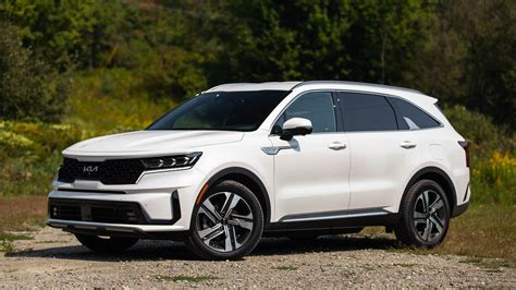 2022 Kia Sorento Plug In Hybrid Review The Affordable 3 Row That Can