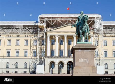 Royal palace Oslo Stock Photo - Alamy