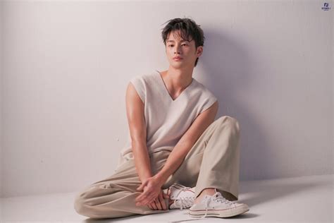 Seo In Guk Releases Sultry New Profile Photos As He Prepares For His