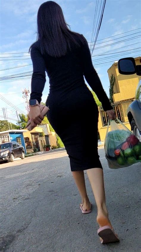 Thanks Mr Sun For Letting Me See That Jiggly Ass Oc Seetrhoug