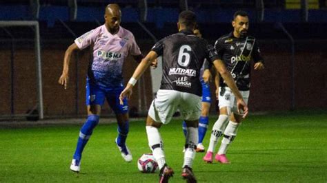 Avaí sai na frente mas cede empate de 1 a 1 para a Ponte Preta