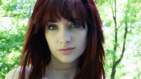 Model Susan Coffey Hat Redhead Looking At Viewer Hd Wallpaper