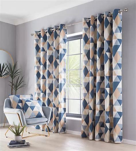 19 Beautiful Pairs Of Curtains For Grey Walls [light And Dark Colours