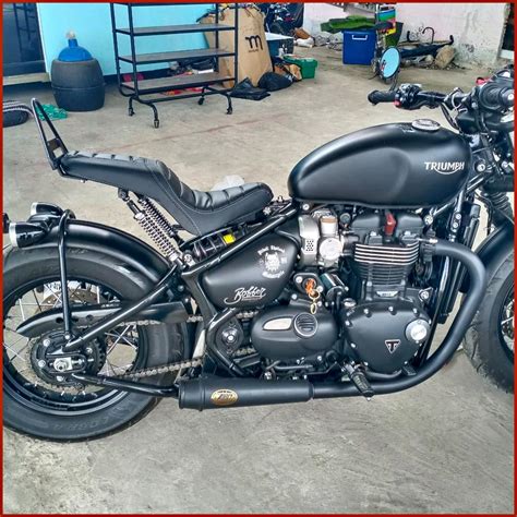 Triumph Bonneville Bobber Passenger Seat