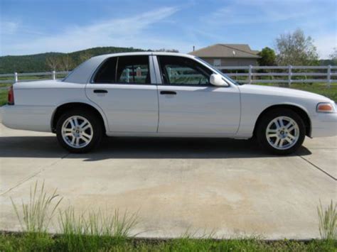 Find Used 2004 Ford Crown Victoria Police Interceptor P71 In Marysville