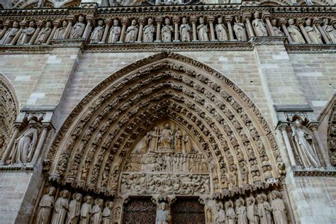 Notre Dame Architecture 32307838 Stock Photo at Vecteezy