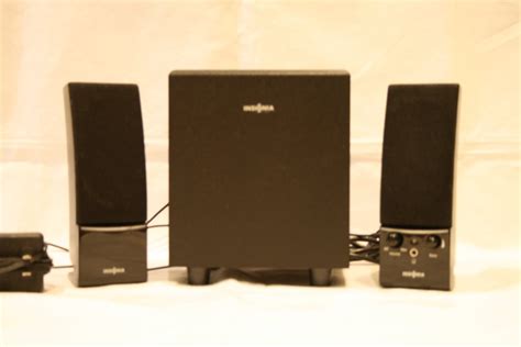 INSIGNIA COMPUTER SPEAKERS