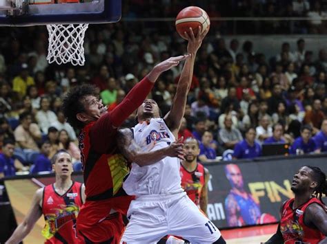 Pba Finals Meralco Outlasts San Miguel To Lead