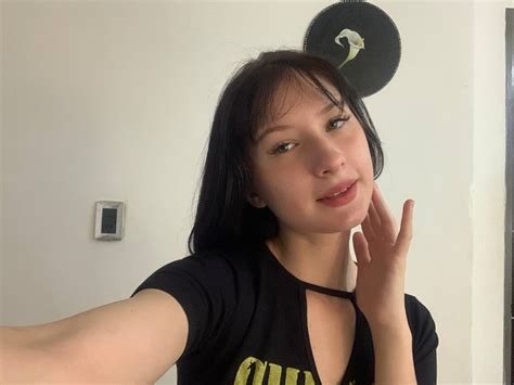 How About A Short Brunette R Sexyhair