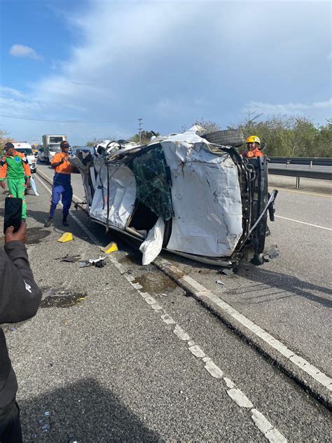 Accidente De Tr Nsito En El Tramo De La Carretera San Pedro De Macor S