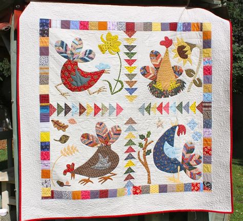 The Running Chicken Quilt Chicken Quilt Applique Quilts Quilt Patterns