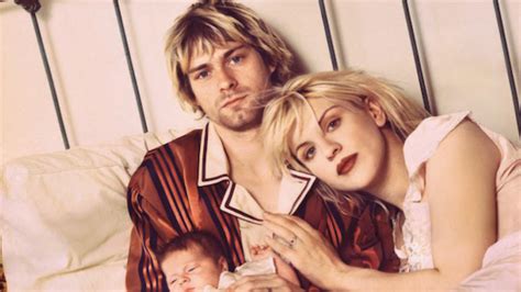 Kurt Cobain With Courtney Love In Previously Unseen Pics 30 Years After