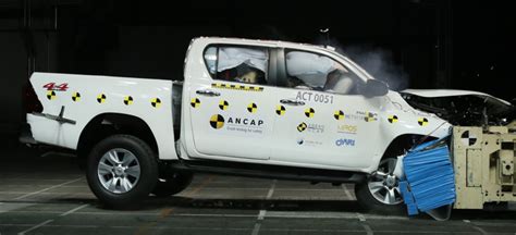 India Bound Toyota Fortuner Scores In Crash Test