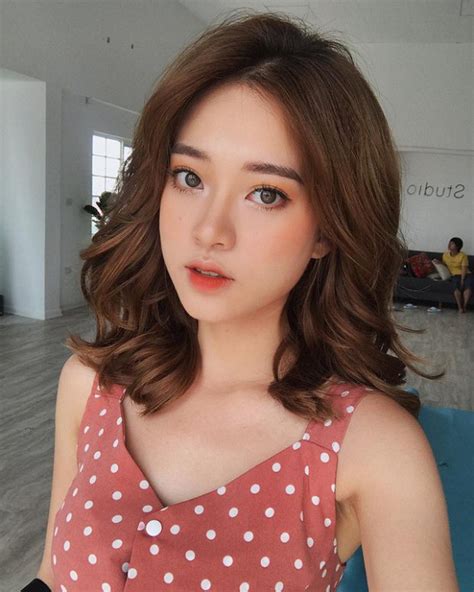 Hội hot girl World Cup sau năm Đa số đều thu hút sự chú ý bằng vẻ ngoài gợi cảm và đời tư thị