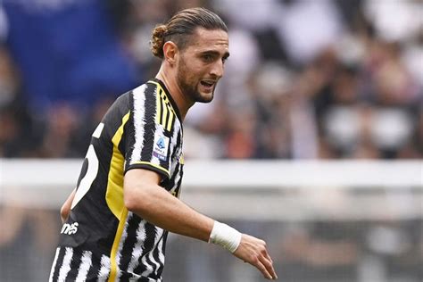 Sang Ibunda Bantah Adrien Rabiot Telah Teken Kontrak Baru Di Juventus