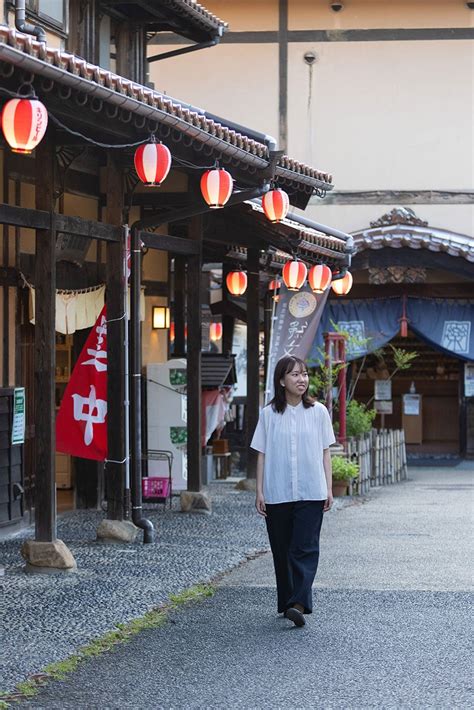 広島県安芸高田市で里山に浸る旅 夜神楽とジビエと温泉を堪能できる 神楽門前湯治村はまさに癒しの里