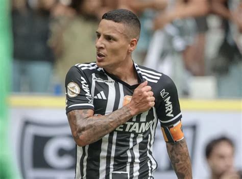 Atl Tico Mineiro Arana Abre O Jogo Sobre Negocia O O Corinthians