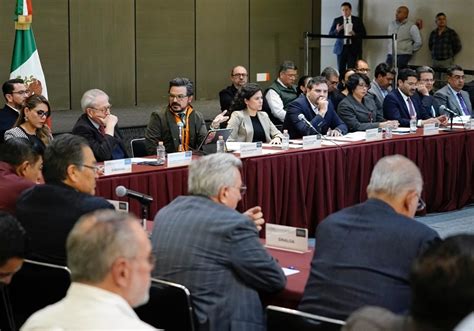 El gobernador Sergio Salomón participó en reunión con la Comisión