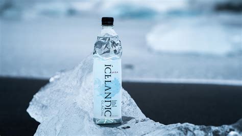 Icelandic Glacial Water The Purest Tasting Water On Earth Aqua Amore