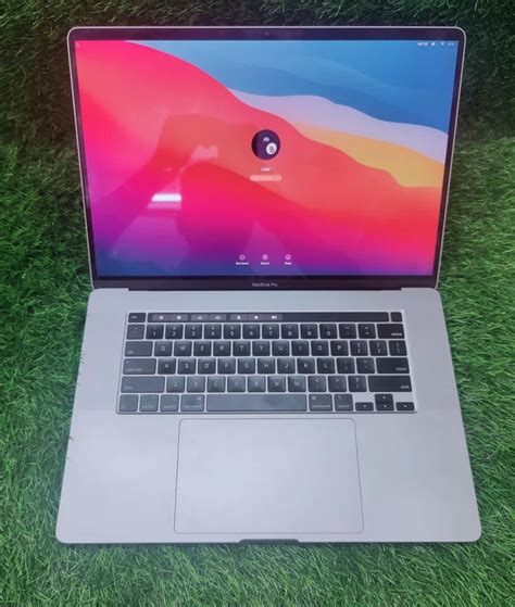 162 Inches Apple Macbook Pro 16 Inch 2019 A2141 I7 16gb 512gb Renewed At Rs 75000 In New Delhi