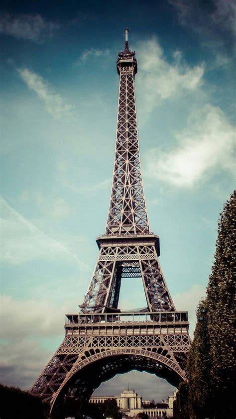 Paris Eiffel Tower | Paris wallpaper, Paris eiffel tower, Eiffel tower