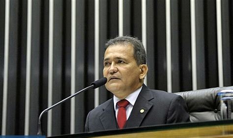 Re Tegui Diz Que Pec Virou Fla Flu Ideol Gico Selesnafes