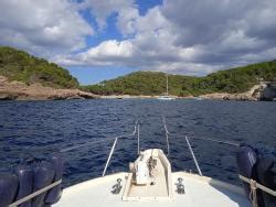 Paseo En Barco Por Las Calas Del Sur Desde Cala Galdana