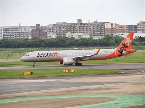 ジェットスター・ジャパン Airbus A321neo Ja26lr 福岡空港 航空フォト By とあさん 撮影2022年08月22日