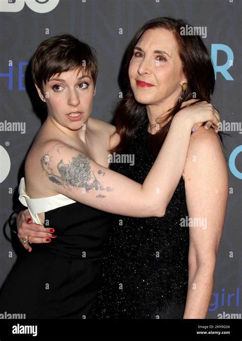 Lena Dunham And Mother Laurie Simmons Attending The Premiere Of Hbos