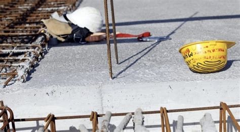 Siracusa Incidente Sul Lavoro Unaltra Vita Spezzata Muore Operaio