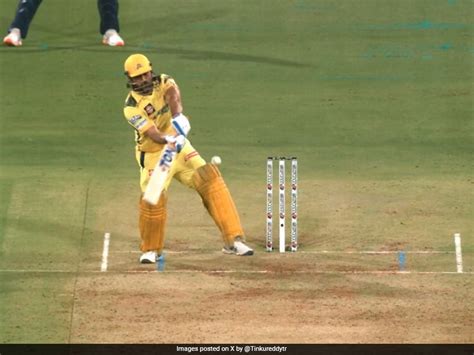 MS Dhoni Smacks Never Seen Before Six Achieves 310 Strike Rate In CSK