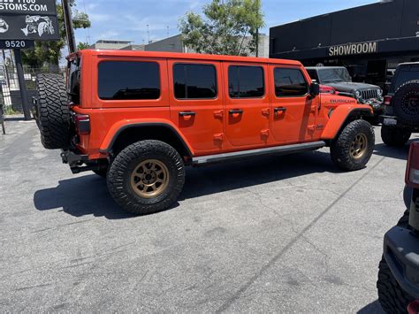 Total 51 Imagen Jeep Wrangler 6 Door For Sale Abzlocalmx