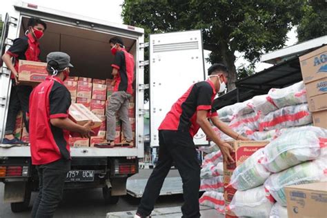 Sicepat Ekspres Salurkan Bantuan Untuk Korban Gempa Dan Banjir