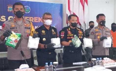 Polda Sulteng Ungkap Penyelundupan 29 Kg Sabu Asal Malaysia Pelaku