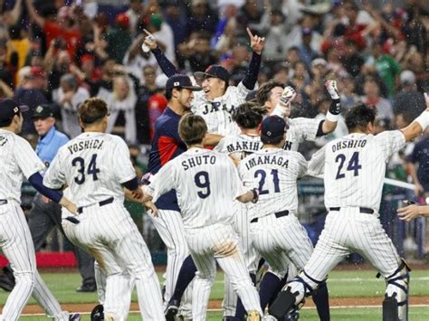 Wbc＝日本が準決勝でメキシコにサヨナラ勝ち、村上が決勝打（ロイター）