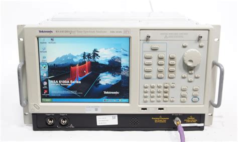 Tektronix RSA6120A Real Time Spectrum Analyzer 9 KHz To 20 GHz With