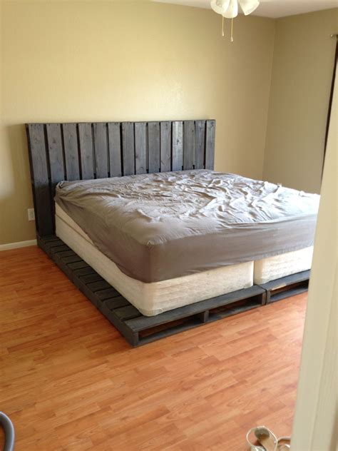 Diy Recycled Pallet Bed Frame Designs Easy Pallet Ideas Pallet