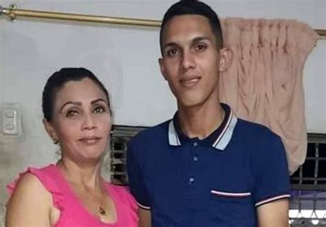 Madre E Hijo Pierden La Vida Al Ser Arrollados