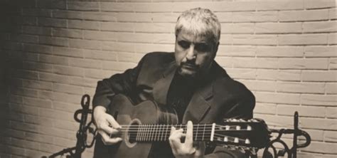 Chi è Pino Daniele comè morto il cantautore carriera vita privata