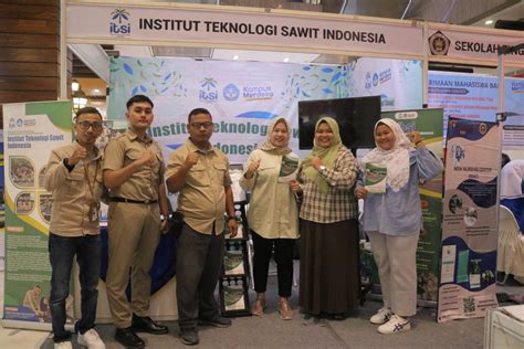 Meriahkan Pameran Pendidikan Tinggi Sumatera Utara Tahun Siswa