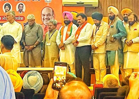 4 Former Ministers Among 5 Punjab Congress Leaders Join Bjp The Statesman