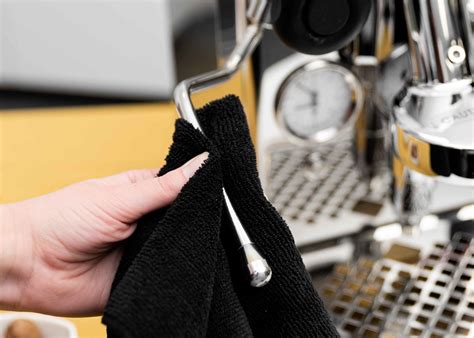 How To Clean The Lavazza Espresso Machine Storables