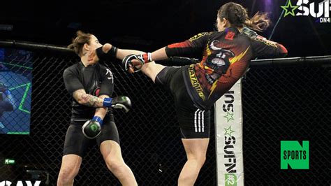 Female Mma Fighter Ends Match With Swift Kick To The Face Complex