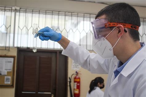 COMPETENCIAS DE QUÍMICA FCNM