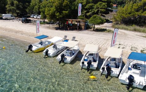 Rent A Boat In Vourvourou Halkidiki Blue Lagoon