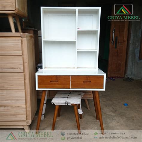 Meja Belajar Minimalis Retro Duco Putih Furniture Jati Jepara