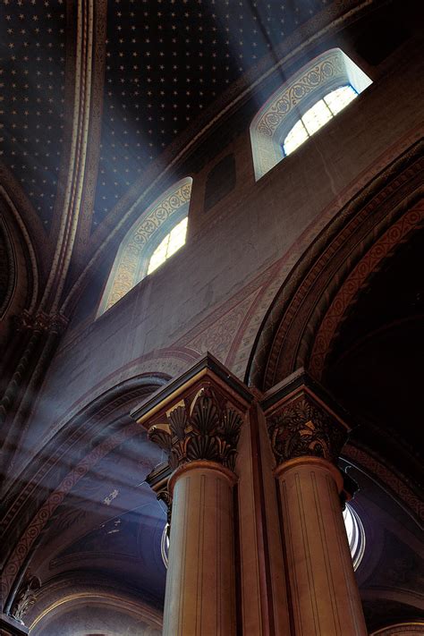 Phototh Que Arnaud Frich Raies De Lumi Re Dans L Glise De Saint